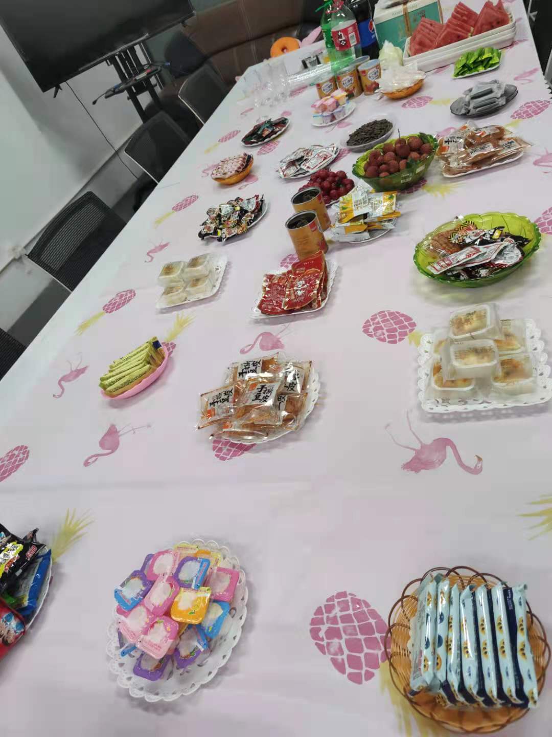 恒誠偉業uv平板打印機廠家六月生日會